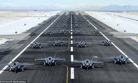 Mỹ phô diễn sức mạnh F-35, răn đe Iran