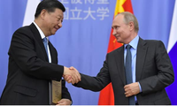 Chủ tịch Trung Quốc Tập Cận Bình và Tổng thống Nga Vladimir Putin. (Ảnh: Getty)