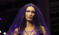 Milan Fashion Week: Bella Hadid hóa cô dâu bí ẩn, Paris Hilton kết màn show Versace