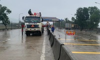 Tháo dỡ trạm thu phí Cầu Rác bỏ hoang trên quốc lộ 1A