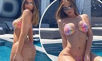 Cô út tỉ phú Kylie Jenner diện bikini tôn vòng 3 ngoại cỡ