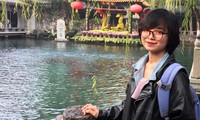 Yêu thích tiếng Hàn nhưng lại trở thành nữ thủ khoa đạt học bổng toàn phần ĐH Bắc Kinh 