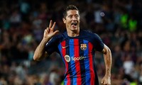 Lewandowski giúp Barca cân bằng kỳ tích của PSG