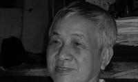 Nhà thơ ‘Mây và bông’ Ngô Văn Phú qua đời