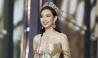 Thùy Tiên bật khóc ở chung kết Hoa hậu Hòa bình Việt Nam