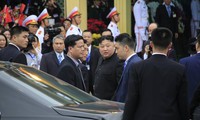 Chuyện lạ khi xe của ông Kim Jong Un đến ga Đồng Đăng