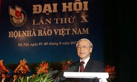 Tổng Bí thư Nguyễn Phú Trọng dự và phát biểu tại Đại hội đại biểu toàn quốc lần thứ X Hội Nhà báo Việt Nam năm 2015