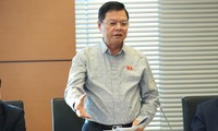 Đại biểu Đào Thanh Hải, Phó Giám đốc Công an Hà Nội cho biết đang có nhiều công an bán chuyên trách cấp xã xin nghỉ việc Ảnh: Nhật Minh 