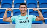 Trước trận quyết đấu, Cristiano Ronaldo đăng loạt ảnh đầy quyết tâm, kêu gọi người hâm mộ