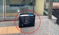 Hàn Quốc: Cảnh sát tìm thấy chiếc túi lạ trước cửa văn phòng, bất ngờ với món đồ bên trong