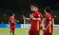 Tiến Linh lọt top 5 cầu thủ xuất sắc nhất lượt cuối vòng bảng AFF Cup 2020 