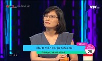 Show &quot;Vua Tiếng Việt&quot; gây tranh cãi khi giải nghĩa thành ngữ &quot;Đi hỏi già, về nhà hỏi trẻ&quot;