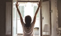 5 cách đơn giản mà hiệu quả giúp bạn thổi bay cơn chán những ngày ở nhà cách ly