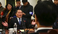 Ông Ri Son-gwon - Chủ tịch Ủy ban thống nhất Hòa bình Triều Tiên (CPRK), trưởng phái đoàn Bình Nhưỡng phát biểu trong cuộc đối thoại với Hàn Quốc. Ảnh: AFP