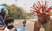 “Gương mặt thương hiệu” Cô Vy gọi tên cảnh sát Ấn Độ: Ra đường là virus bắt đó nha!