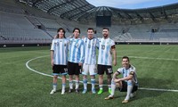 Lionel Messi tái hiện hình ảnh 5 phiên bản của bản thân tại 5 kỳ World Cup trong phim ngắn