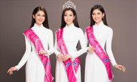 Top 3 &apos;Hoa hậu Việt Nam 2016’ cùng làm một hành động đặc biệt khiến nhiều khán giả trầm trồ
