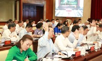 Hội nghị Ban Chấp hành Đảng bộ TPHCM thảo luận nhiều vấn đề quan trọng