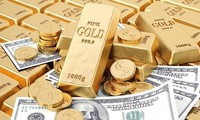 USD tăng trở lại khiến giá vàng quay đầu giảm 