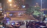 Asia One đưa tin, tối ngày 24/5 (theo giờ địa phương), hai vụ nổ liên tiếp cách nhau khoảng 5 phút xảy ra tại một bến xe buýt nhanh Tranjakarta ở Kampung Melayu, phía Đông Jakarta.