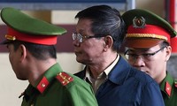Cựu trung tướng Phan Văn Vĩnh vẫn chưa có quyết định kháng án hay không. Ảnh: Như Ý