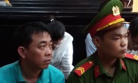 Nguyên Chủ tịch VN Pharm - bị cáo Nguyễn Minh Hùng tại phiên xử hôm nay 25/9. Ảnh: Tân Châu