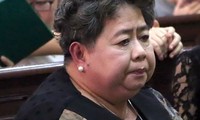 Đại diện Viện KSND cấp cao tại phiên tòa phúc thẩm đã đề nghị bác kháng án của bà Hứa Thị Phấn.