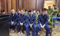 Băng giang hồ phá tanh bành quán ốc ở Sài Gòn hầu tòa