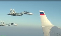 Tiêm kích Su-30SM theo sát bảo vệ chuyên cơ chở Putin đến Syria