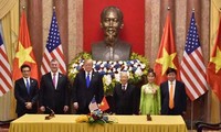 Việt Nam ký hợp đồng hơn 15 tỷ USD mua máy bay của Mỹ