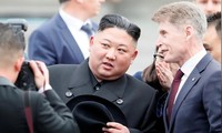 Hình ảnh ông Kim Jong Un được chào đón ở Vladivostok