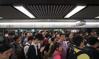 Giao thông ở Hong Kong gần như đã trở lại bình thường trong sáng 13/6.(Ảnh: SCMP)