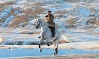 Một bức ảnh ông Kim Jong Un cưỡi ngựa trắng trên núi Paektu được KCNA đăng tải
