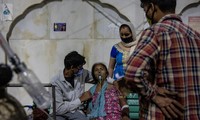 Tình hình Ấn Độ đang nguy cấp vì số ca mắc COVID-19 liên tục phá kỷ lục. (Ảnh: Reuters)