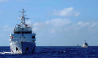 Các tàu hải cảnh Trung Quốc. (Ảnh: Reuters)