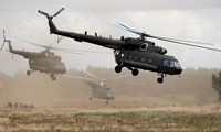 Trực thăng Mi-17 nằm trong gói viện trợ quân sự trị giá 800 triệu USD dành cho Ukraine mà Mỹ vừa công bố. (Ảnh: CNN)