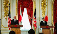 Tổng thống Mỹ Joe Biden và Thủ tướng Nhật Fumio Kishida trong cuộc họp báo chung tại Tokyo ngày 23/5. (Ảnh: Reuters)