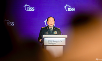 Bộ trưởng Quốc phòng Trung Quốc Nguỵ Phượng Hoà phát biểu tại Đối thoại Shangri-La ngày 12/6. (Ảnh: AP)