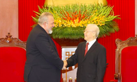Tổng Bí thư Nguyễn Phú Trọng tiếp Thủ tướng Cuba Manuel Marrero Cruz. (Ảnh: TTXVN)