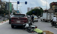 Hà Nội: Tài xế xe máy tử vong sau vụ tai nạn liên hoàn với ô tô