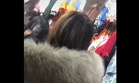 Xác minh clip cô gái trẻ bị tát khi mua đồ ở Chợ Nhà Xanh