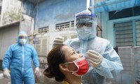 TPHCM: Tỷ lệ mắc COVID-19 ở vùng đỏ, vùng cam chỉ còn 0,3%, số ca tử vong giảm sâu kỷ lục