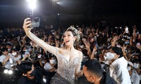 Trở về Việt Nam, Hoa hậu Thùy Tiên làm điều này khiến netizen tự hào
