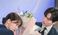Những dấu hiệu ngầm tiết lộ một người đang &quot;crush&quot; bạn mà bạn không hề hay biết