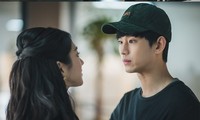 Cách cư xử của bạn có đang vô tình biến anh ấy thành một &quot;bình dấm chua&quot; không?