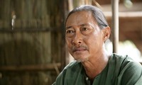 Thông tin nghệ sĩ Lê Bình qua đời khiến nhiều khán giả xót xa.