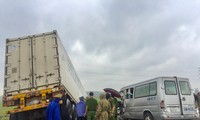 Tai nạn giao thông thảm khốc khiến 13 người thương vong ở Quảng Ngãi
