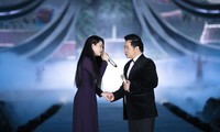 Màn song ca của Quang Lê và Nguyễn Hồng Nhung tại HHVN 2020 gây xúc động