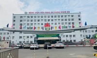 Bệnh viện lớn nhất Bắc Trung Bộ đã chi hơn 7,5 tỷ đồng mua bộ sinh phẩm của công ty Việt Á
