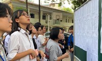 Hà Nội công bố hạ điểm chuẩn các trường THPT công lập